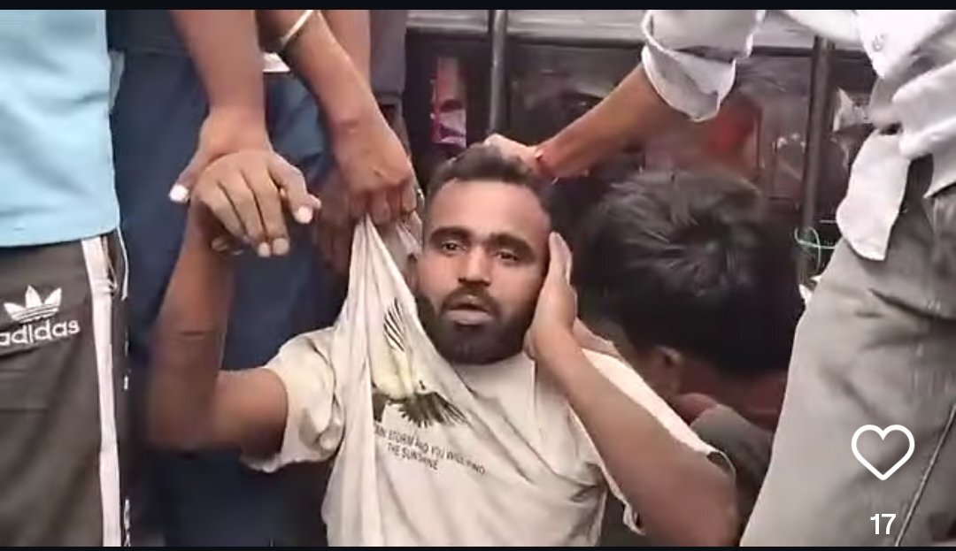 Rudrapur me Ramapur ka Anil Sagar gaumata ke sath kukarm karte pakda gaya, gau rakshakon ne police ke hawale kiya