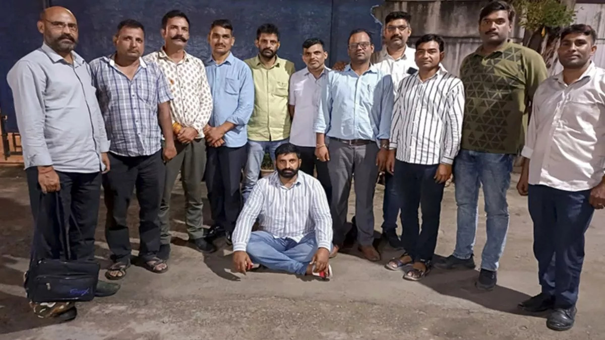 मुंबई हमले 26/11 का हीरो, अब 200 किलो गांजा का जीरो – पूर्व NSG कमांडो गिरफ्तार