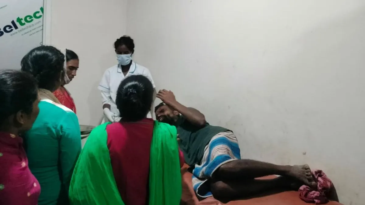 गुमला में आठ हजार रुपये को लेकर खूनी संघर्ष, एक व्यक्ति गंभीर रूप से घायल